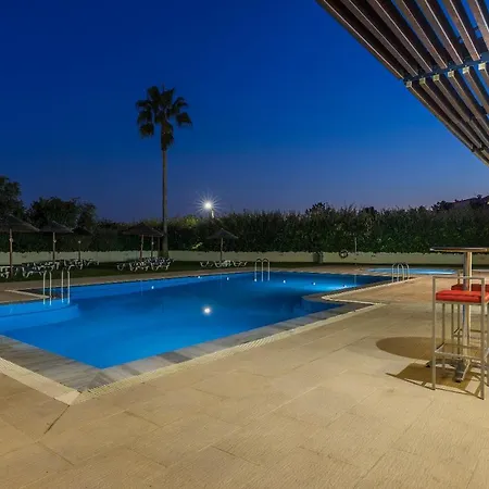 Interpass Vau 4* 포티마오