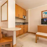Aparthotel Interpass Vau