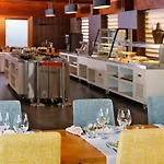 Aparthotel Interpass Vau 4*