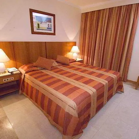 Aparthotel Interpass Vau 4*