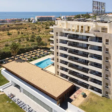 Interpass Vau Ξενοδοχείο με διαμερίσματα 4*