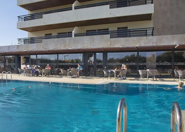 Apart-hotel Interpass Vau