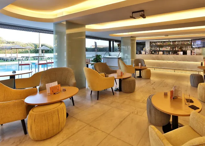 Aparthotel Interpass Vau