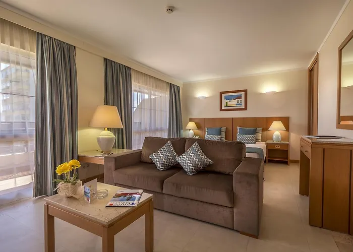 Aparthotel Interpass Vau 4*