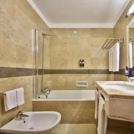 Apart Otel Interpass Vau 4*