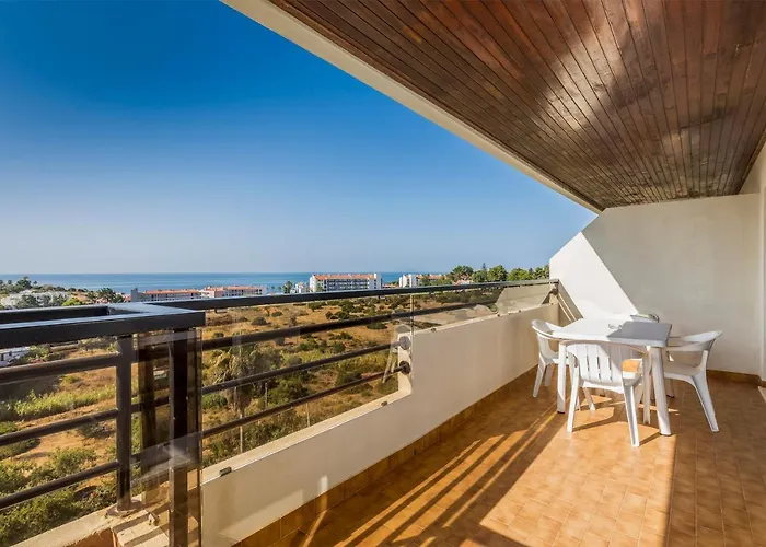 Aparthotel Interpass Vau 4*